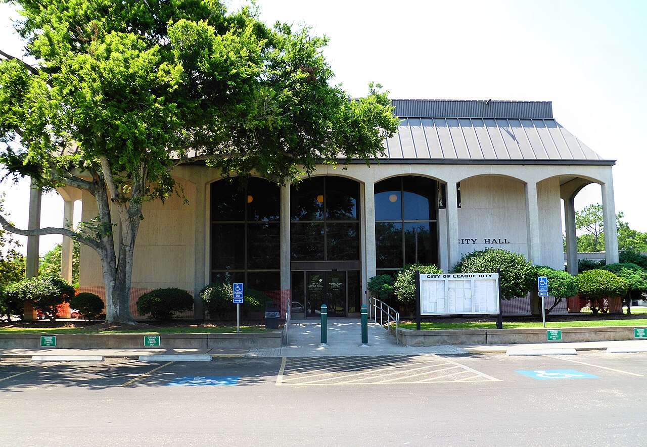 League City Texas City Hall building