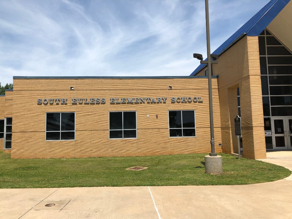 South Euless Elementary School with its Texas historical marker, Euless, Texas